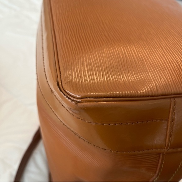 Louis Vuitton Brown Braided Handle Shoulder Bag - Picture 10 of 14